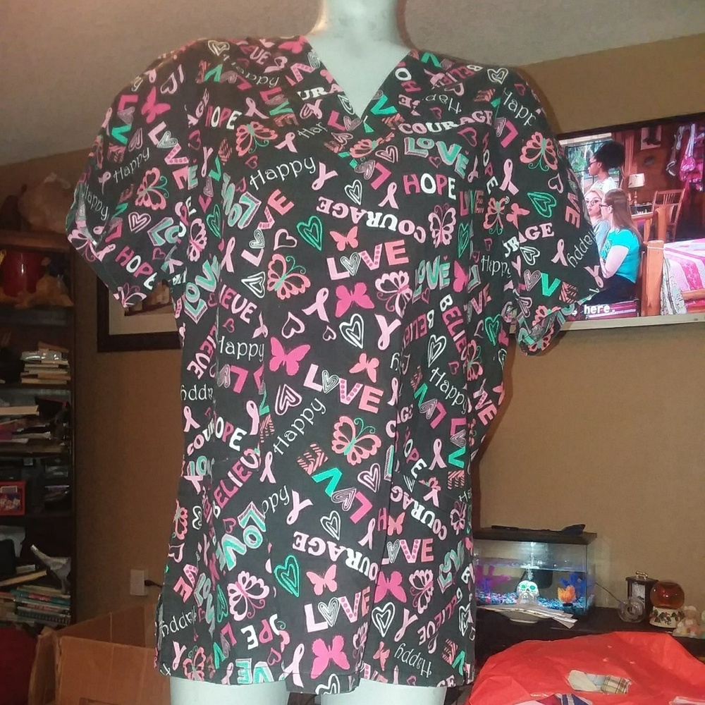 Women  cancer scrub size by Scrub studio size L